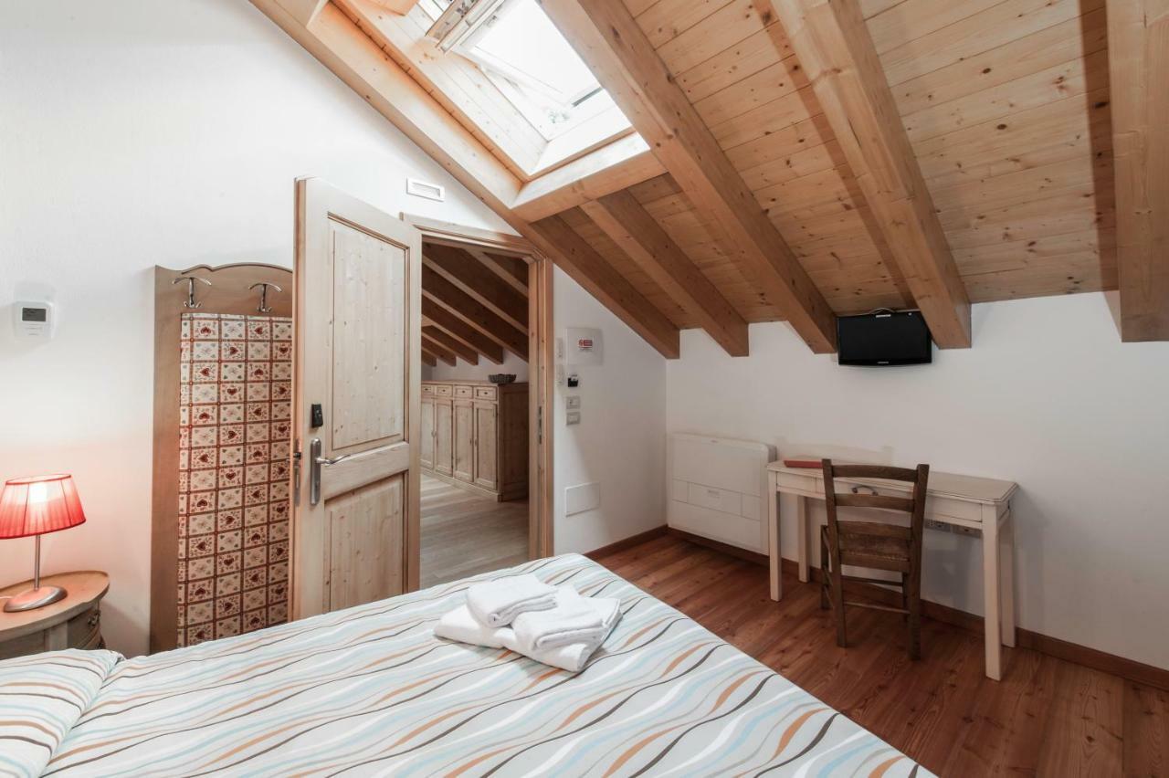 Albergo Parigi Arsie Ngoại thất bức ảnh